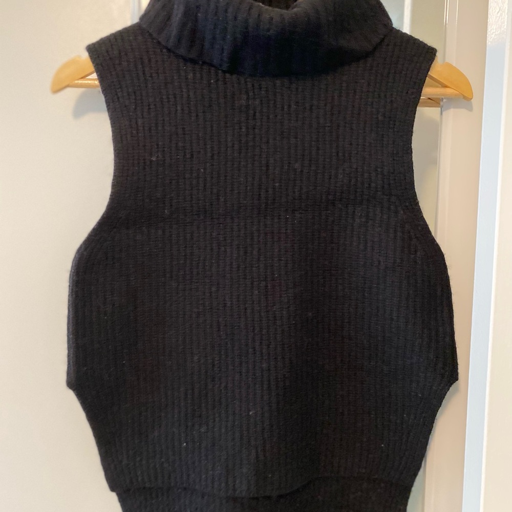 Uniqlo wool sweater Vast
